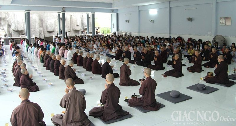 500 bạn trẻ tham dự khóa tu ở chùa Bửu Thọ ảnh 3 vuagiang03.jpg