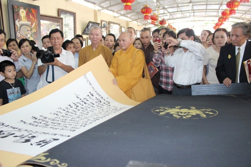 Kinh Vu lan - Báo hiếu bằng thư pháp lớn nhất VN ảnh 3 TC6.jpg