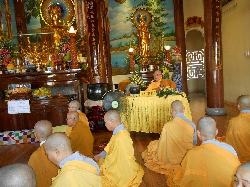 NT N Dieu Canh chu tri le Tu Tu man ha Ni.JPG