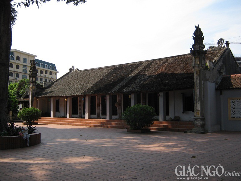 Hình ảnh tượng Phật trong chùa Thánh Chúa