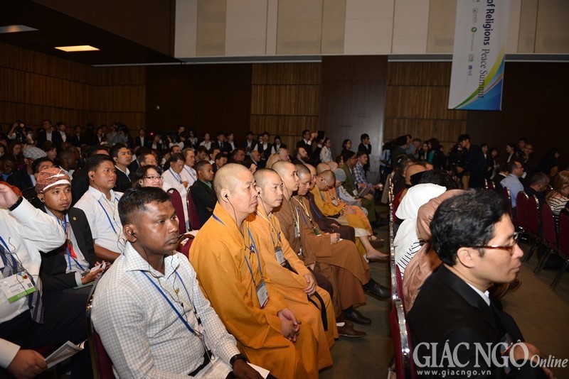 Chùm ảnh: Đoàn GHPGVN dự hội nghị Thượng đỉnh Liên minh Tôn giáo Thế giới ảnh 20 a lien ton20.jpg