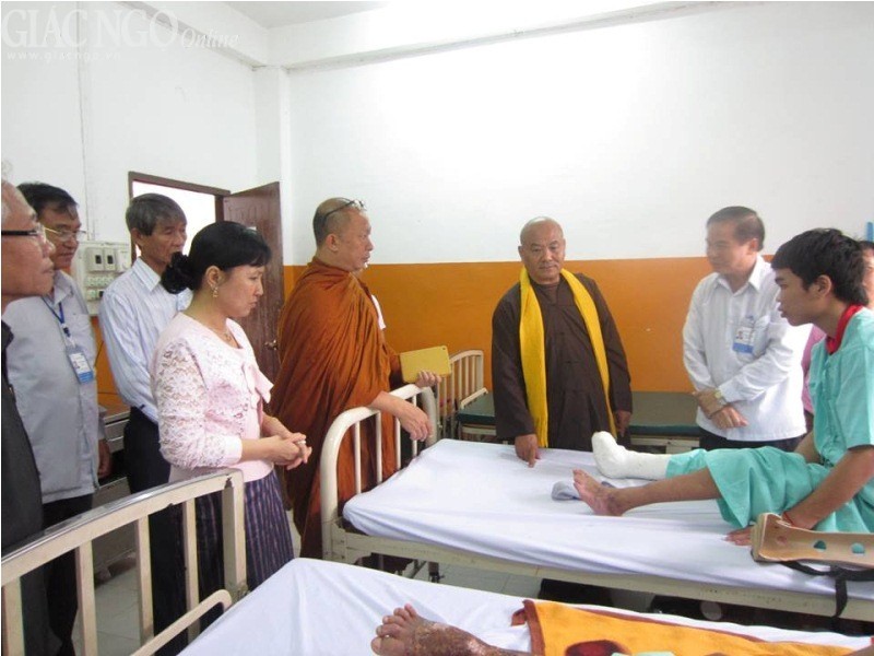 ANh TA.jpg