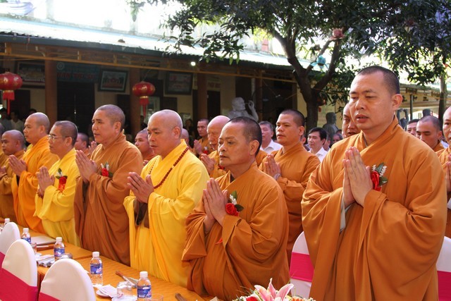 Kỷ niệm 30 năm thành lập GHPGVN tỉnh Thanh Hóa ảnh 3 th hoa 3.jpg