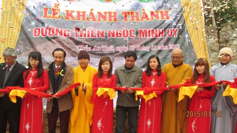Nghệ An: Chùa An Thái khánh thành đường lên núi Phượng ảnh 1 nui phuong 1.jpg