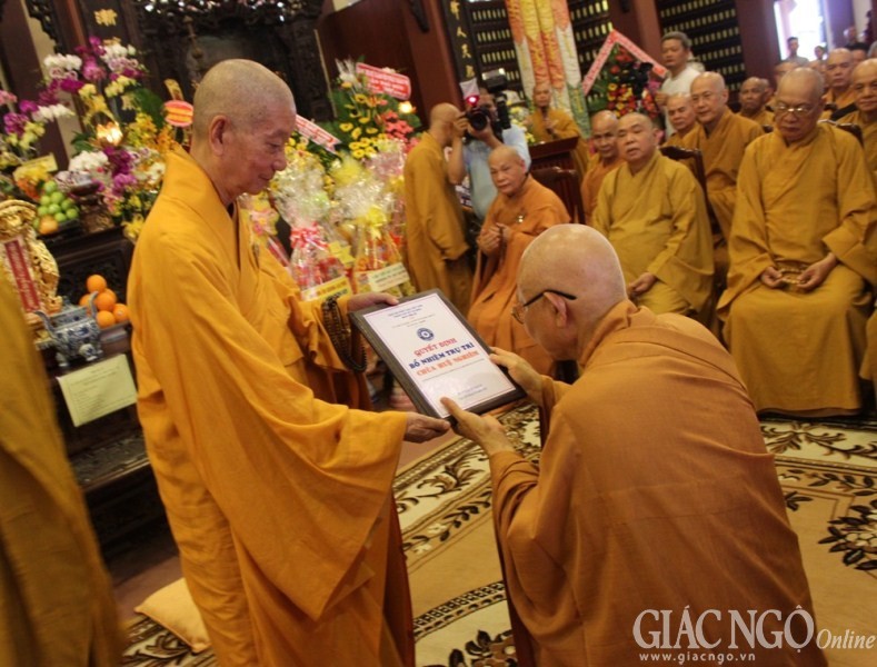 Bổ nhiệm HT.Thích Minh Thông trụ trì chùa Huệ Nghiêm ảnh 7 12hn.jpg