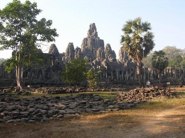 Đền Bayon ảnh 1 bayon 1.jpg