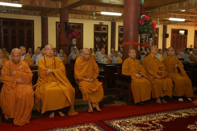 Lễ húy kỵ Đức Trưởng lão Hòa thượng Đệ nhị Pháp chủ ảnh 3 hanoi 2.jpg