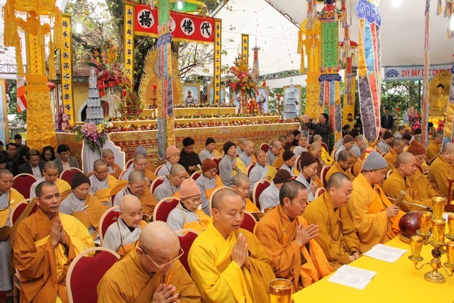 Hà Nội: Chùa Trấn Quốc tạ đàn Dược Sư ảnh 3 tran quoc 5.jpg