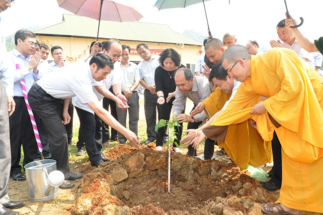 Lạng Sơn: Sẽ xây dựng ngôi chùa ở cửa khẩu Tân Thanh ảnh 3 trong cay bo de.jpg