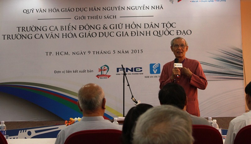 TS.Nguyễn Nhã ra mắt trường ca về biển đảo, gia đình ảnh 1 1nh.jpg