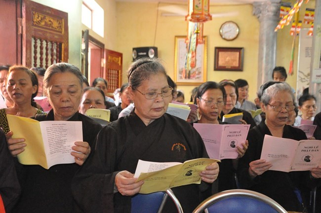 PG H.Quốc Oai và Q.Thanh Xuân tổ chức Phật đản ảnh 7 thanh xuan 2.jpg