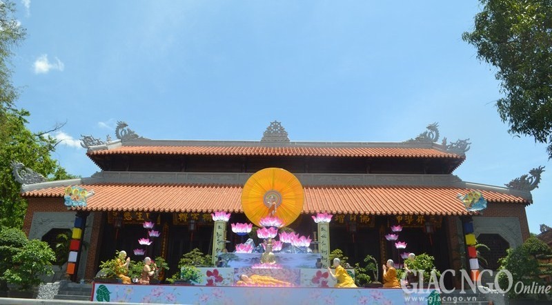Chùa tôi mùa Phật đản ảnh 1 chtoi1.jpg