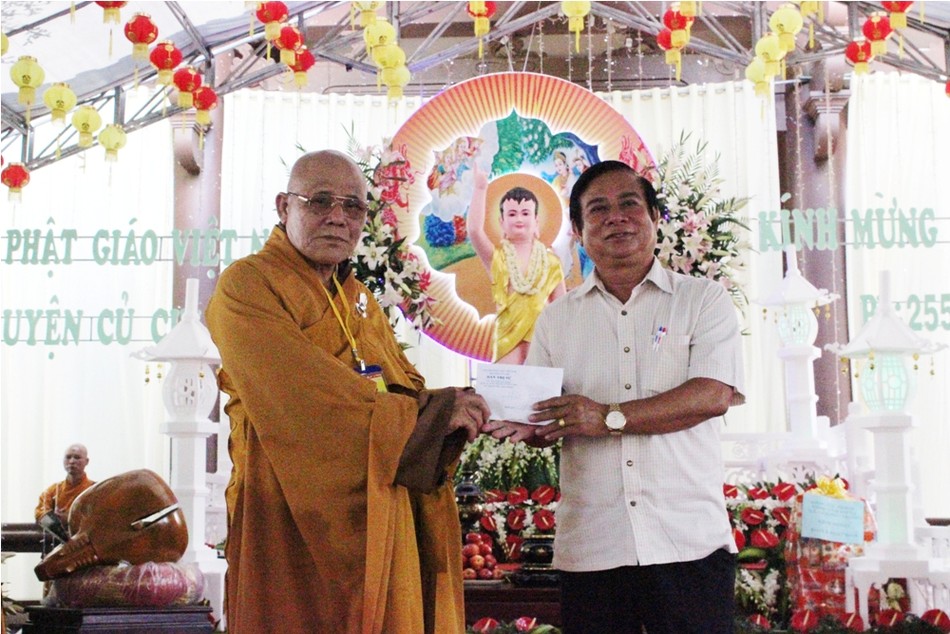 Trang nghiêm mừng Phật đản tại huyện Củ Chi ảnh 6 6cc.jpg