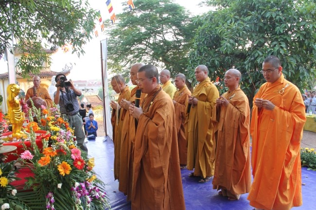 Hà Tĩnh: Khép lại tuần lễ Phật đản PL.2559 ảnh 5 htinh 2.jpg