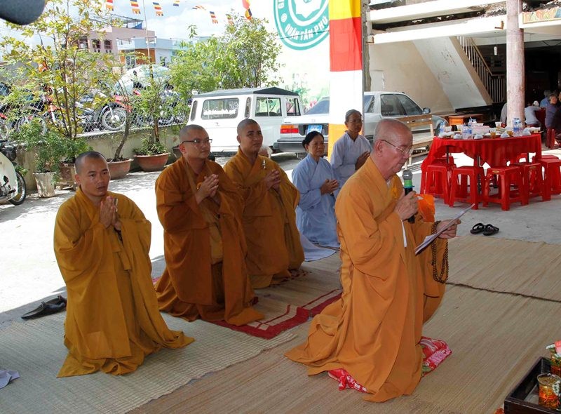 chua Hanh Ngu_en (3).JPG