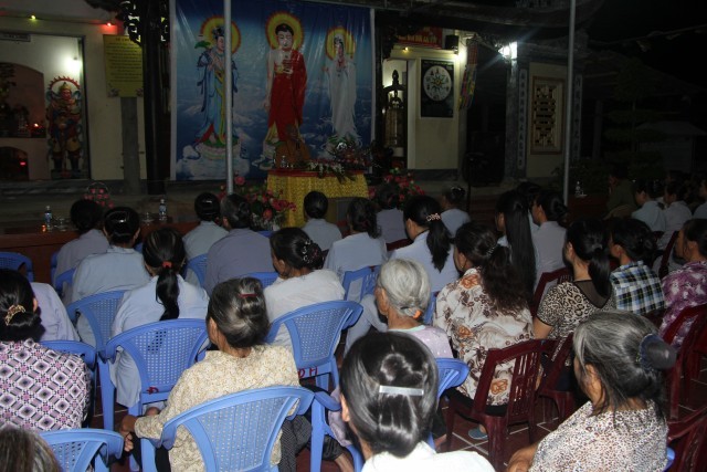 Chùa Hưng Long lập “hòm không đốt vàng mã” ảnh 1 IMG_7591.jpg