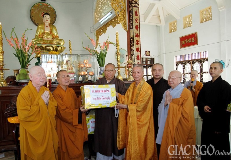 Chua Hue Lam q (11).jpg