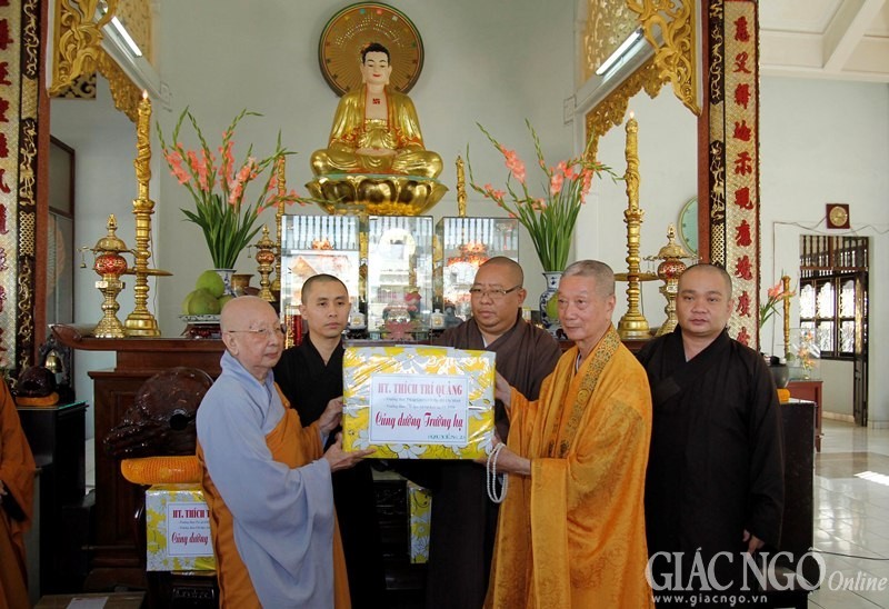 Chua Hue Lam q (12).jpg