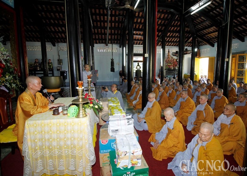 chua sac tu linh thuu (10).jpg