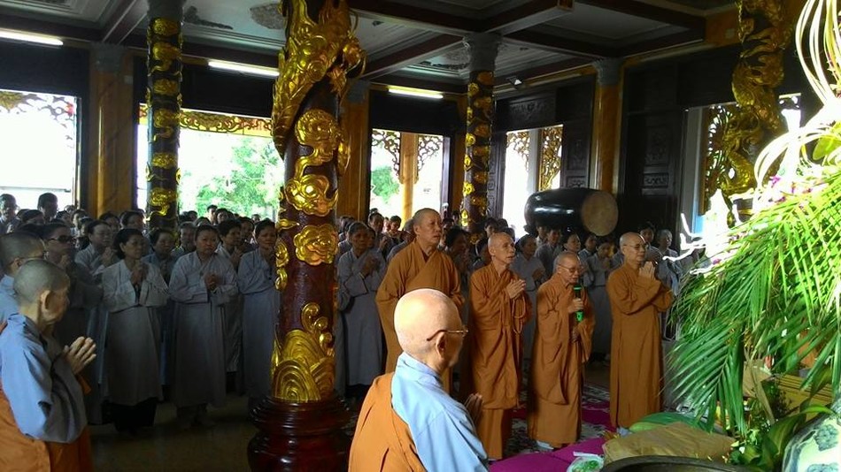 Chùa Minh Giác (Q.Thủ Đức) cúng dường trường hạ ảnh 1 1td.jpg