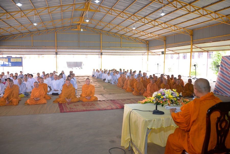 Khoa tu ngay 2-8 (1).JPG