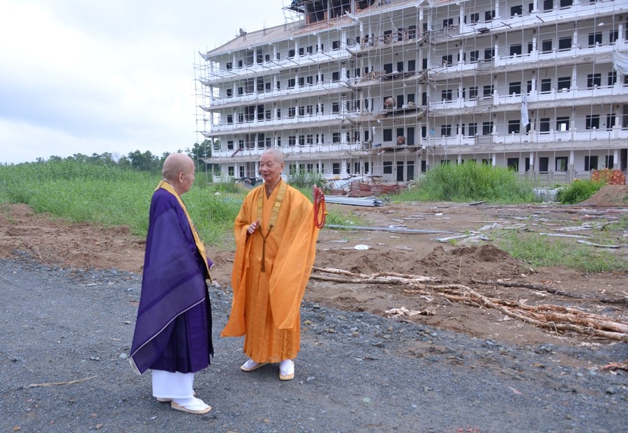 Khoa tu ngay 9-8 (8).JPG