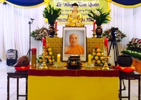 Lễ nhập kim quan Đại lão HT.Thích Giác Nhiên ảnh 2 nhap_kim_quan_4.jpg