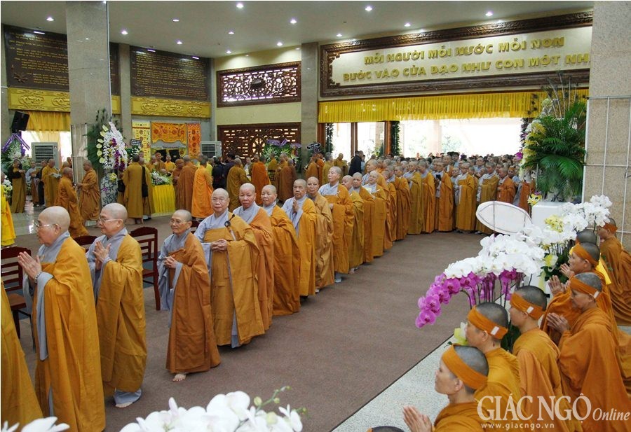 Giáo hội PGVN viếng tang cố Đại lão HT.Thích Giác Nhiên ảnh 29 AAAAA (13).jpg