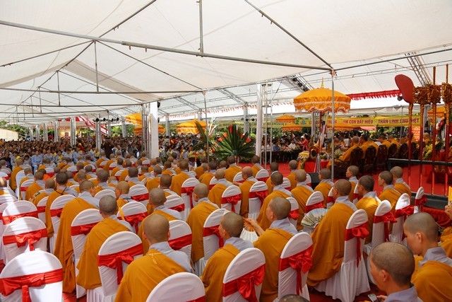 PG Ninh Bình tổ chức Đại lễ Vu lan và lễ dâng y ảnh 13 nb 5.jpg