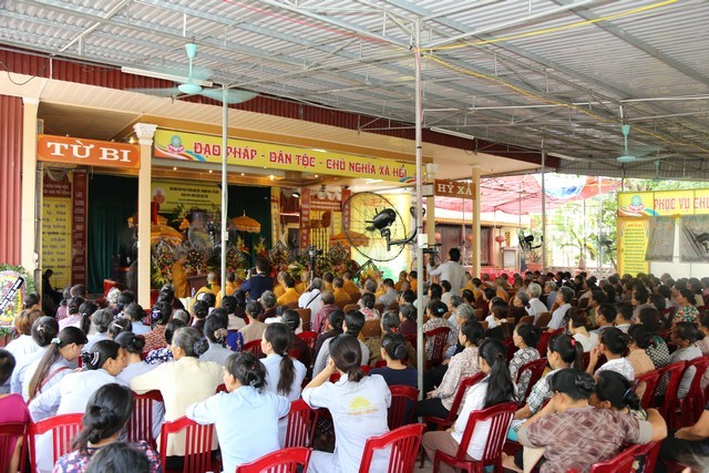 Ninh Bình: Tưởng niệm cố Đại lão HT.Thích Tâm Châu ảnh 7 hnoi 7.jpg