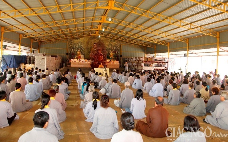 khoa tu.jpg