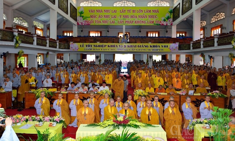 Gần 100 Tăng Ni tốt nghiệp Cao - Trung cấp giảng sư ảnh 12 h11.jpg