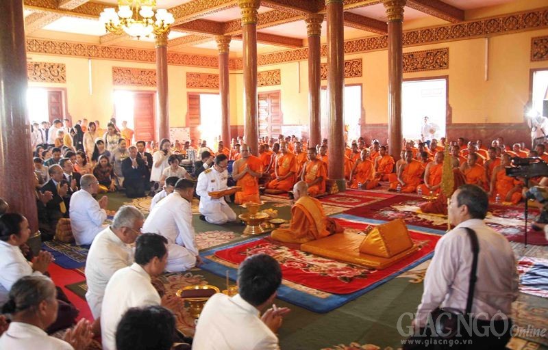 Phật giáo Campuchia tổ chức lễ dâng y Kathina ảnh 2 vgiang07.jpg