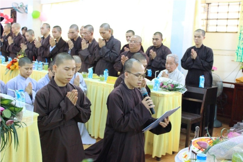 TP.HCM: Lớp sơ cấp Q.3 mừng ngày Nhà giáo ảnh 2 2ng.jpg