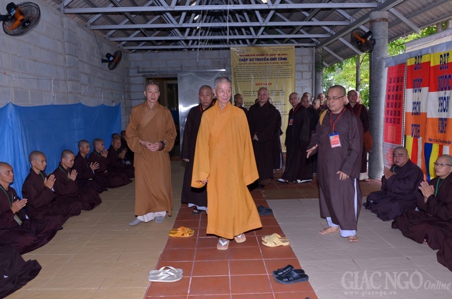 Nhap gioi truong Hue Nghiem (14).JPG