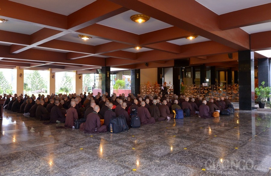 Nhap gioi truong Hue Nghiem (7).JPG