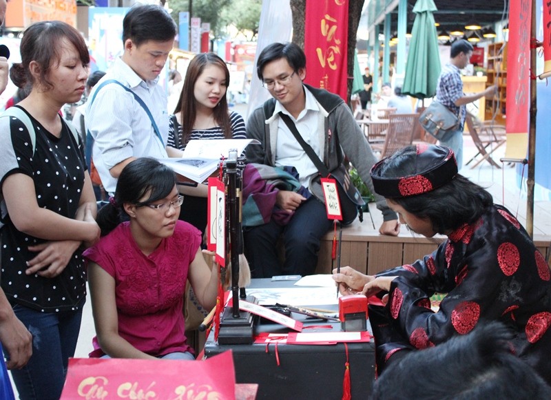 TP.HCM: Khai mạc Đường báo xuân 2016 ảnh 7 5ds.jpg