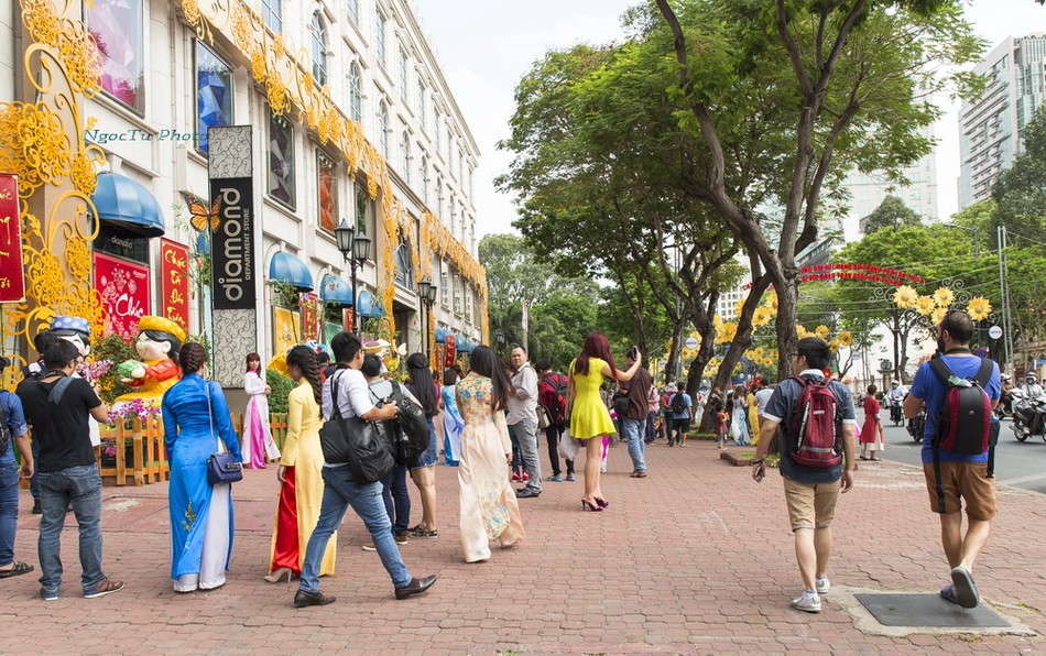 Sài Gòn rộn ràng đón xuân... ảnh 3 a sg 3.jpg