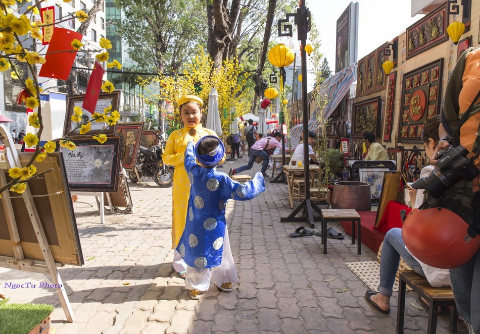 Sài Gòn rộn ràng đón xuân... ảnh 4 a sg 4.jpg