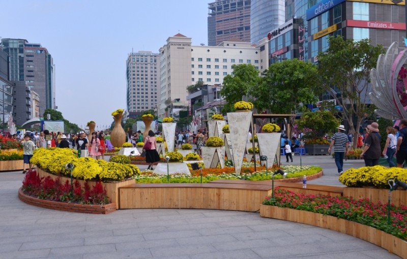 ĐHoa Nguyen Hue - chieu 28 Tet (13).JPG