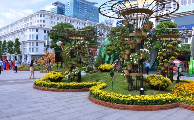 ĐHoa Nguyen Hue - chieu 28 Tet (3).JPG