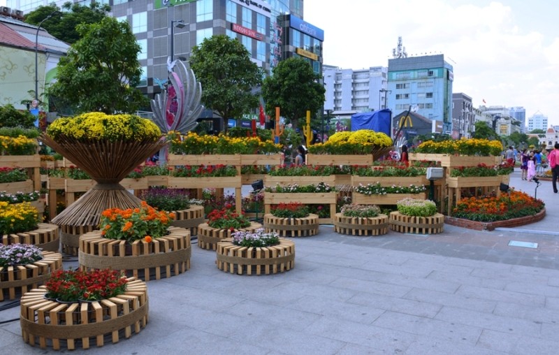 ĐHoa Nguyen Hue - chieu 28 Tet (7).JPG