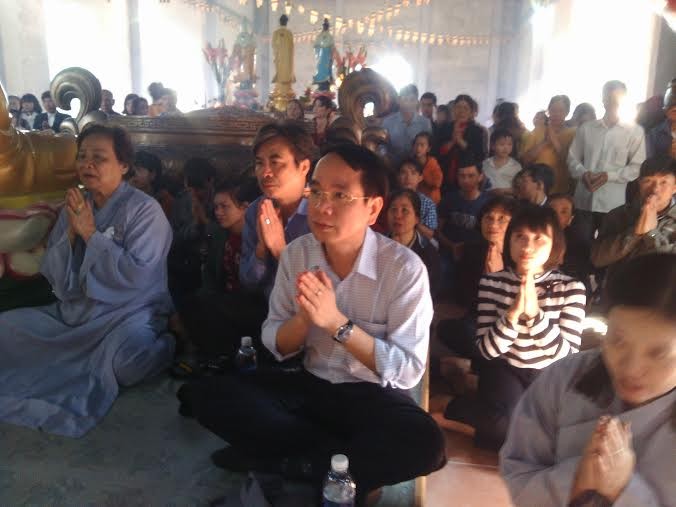Hơn 20 ngàn du khách đến núi Thần Đinh đầu năm mới ảnh 1 quangbinh.jpg