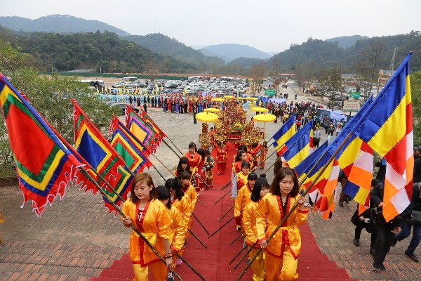 Quảng Ninh: Chính thức khai hội Yên Tử mùa xuân 2016 ảnh 5 yen-tu0005.jpg