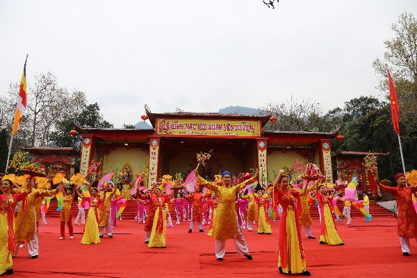 Quảng Ninh: Chính thức khai hội Yên Tử mùa xuân 2016 ảnh 13 yen-tu0011.jpg