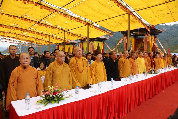 Quảng Ninh: Chính thức khai hội Yên Tử mùa xuân 2016 ảnh 3 yen-tu0014.jpg