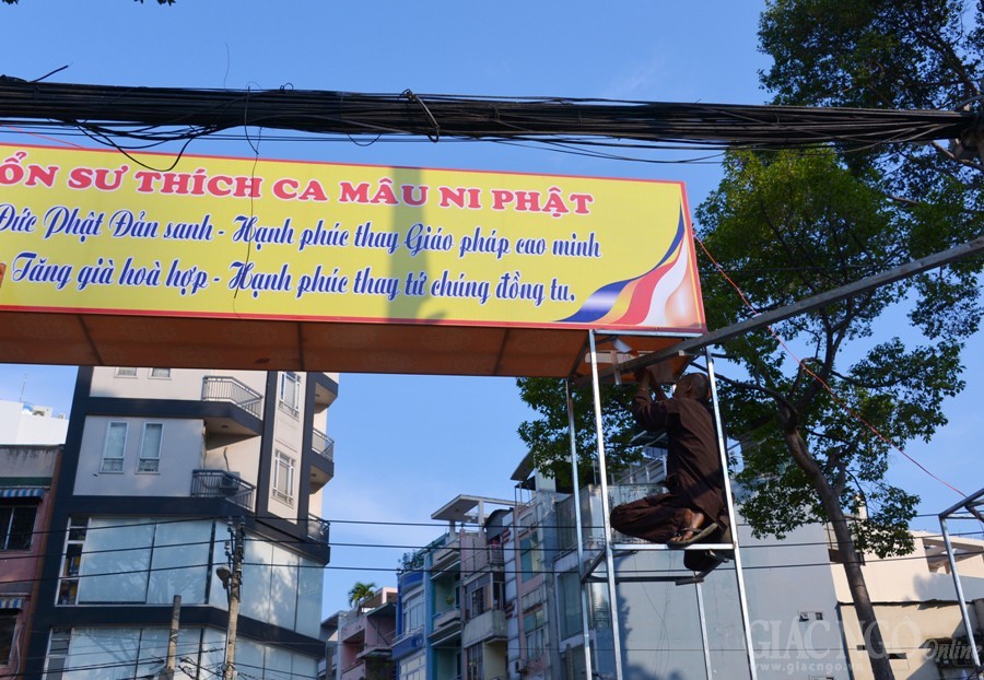 Hoc vien - VNQT ngay 13-5 (16).JPG