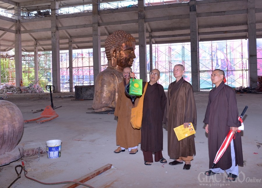 Hoc vien - VNQT ngay 13-5 (23).JPG