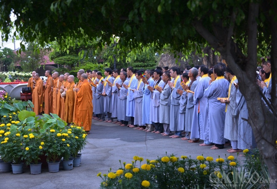 Le tam Phat - chua Hue Nghiem (9).JPG