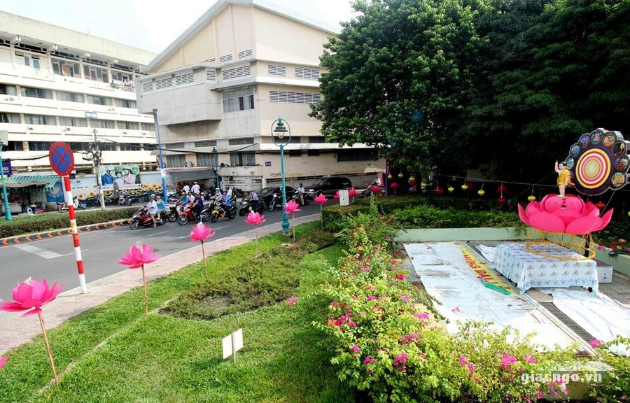 KHONG KHI pd (20).JPG